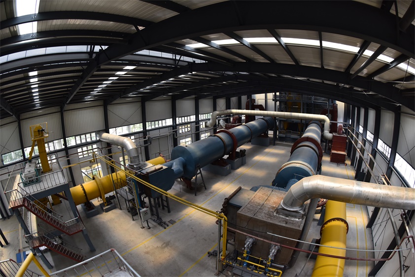 山東銀豐現代化工廠內景